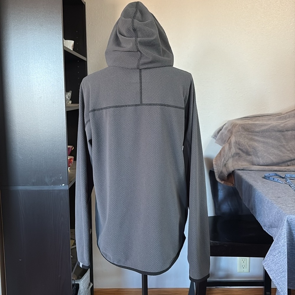 American Eagle Men’s Size M Waffle Texture Hoodie - Picture 2 of 6